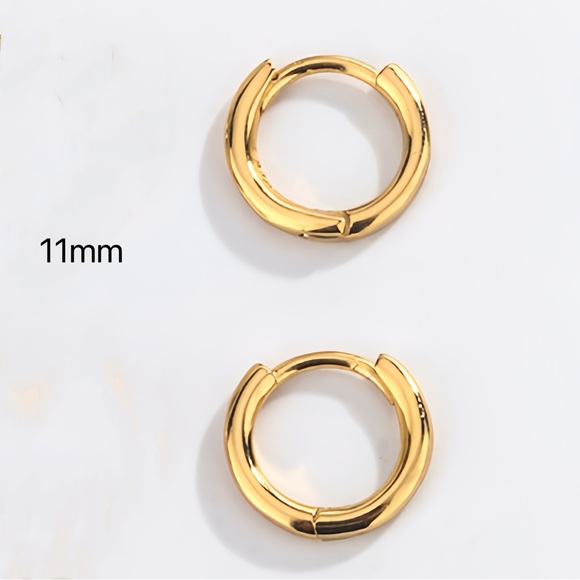 Plain silver small hoop earrings-Gold 11mm SH001 - Picture 2 of 8